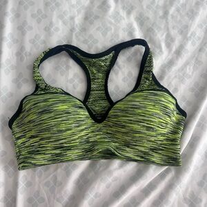 PINK Victoria's Secret Green and Black Sports Bra Dynamic Design